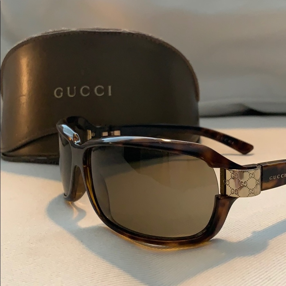 Gucci sunglasses